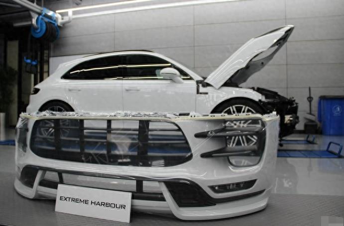 花74万买辆保时捷macan，车主自行改装，改到一半时后悔了