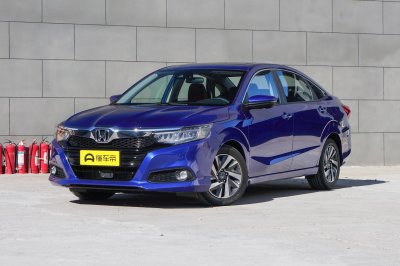 ​拿凌派和思域做个对比，买车时心里有底