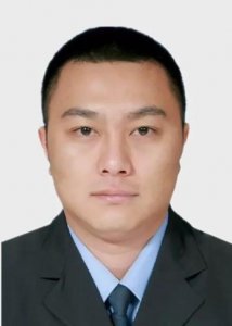 ​派出所副所长“敲诈”吸毒人员敛财：要么告知单位，要么出钱买平安；还多次组