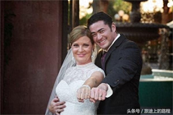 镜头下:“男子”为疼老婆,自己怀孕生子,这些你敢相信吗?