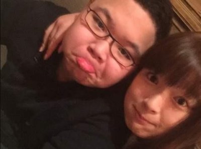 ​PDD老婆沈灵敏找人打王者，粉丝看其段位便劝退：打扰了