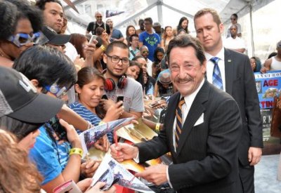 ​《变形金刚》系列配音演员彼得·库伦资料 他就是擎天柱