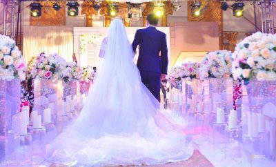 ​罗永浩老婆-这个敢签9600万借款合同的女人，到底是何方神圣？