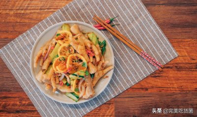 ​教你做抖音网红凤爪，味道酸甜又可口，做法简单易学