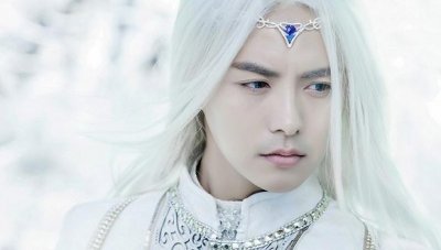 ​马天宇《幻城》樱空释剧照，美cry一大片