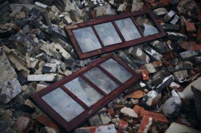 ​巴基斯坦总统哈克死于空难调查发现后备箱里的那箱芒果很诡异