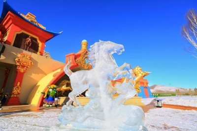 ​冬季北方冰火奇缘，雪地竞技烤羊烟花秀，中国马镇两日游攻略