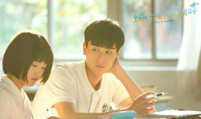 ​胡一天初中毕业照曝光，没想到当年的他居然是个“小胖墩”