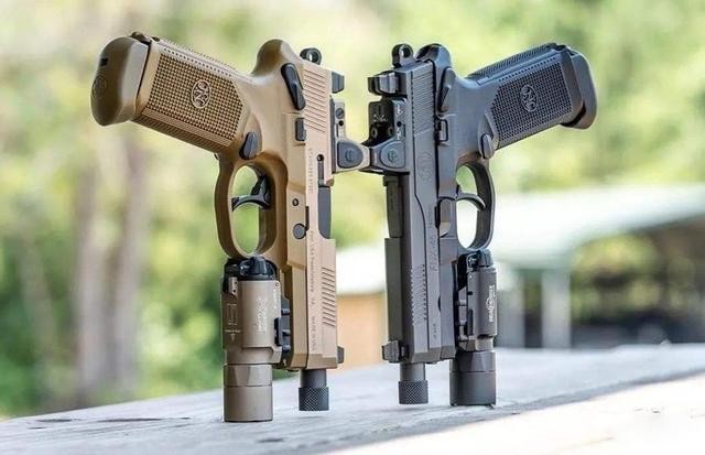 世界各国制式手枪（西方特种兵最常用的十大手枪）(29)