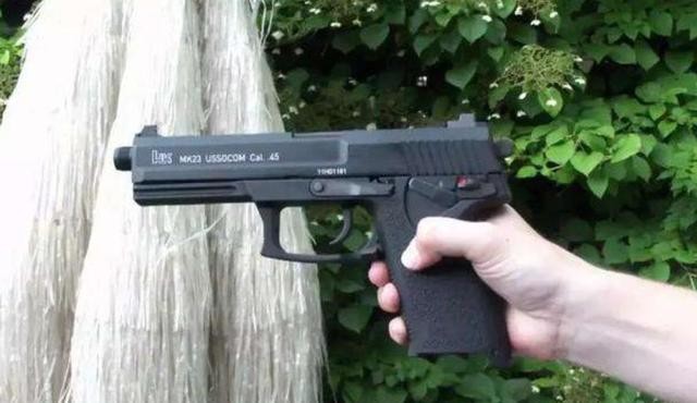 世界各国制式手枪（西方特种兵最常用的十大手枪）(37)
