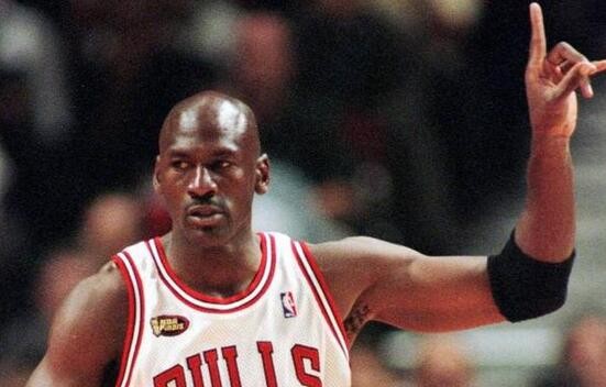 NBA历史绝杀榜,nba历史十大超远压哨绝杀