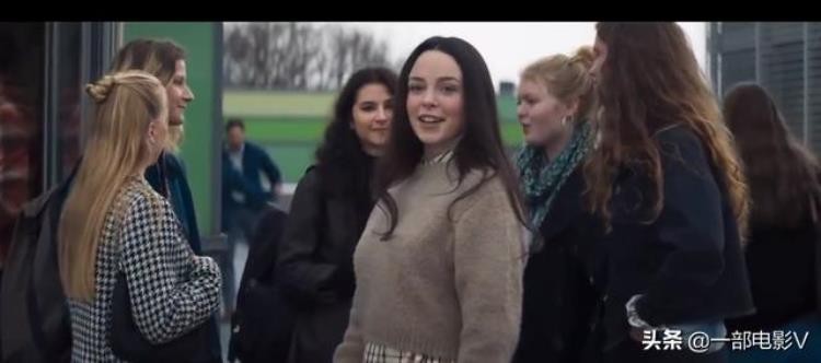 用尸体培养真菌只为了永生惊悚恐怖片圈养