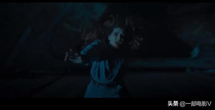 用尸体培养真菌只为了永生惊悚恐怖片圈养