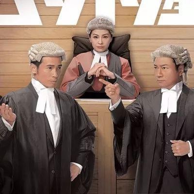 最近一女律师“爆红”，原因不是她业务好，而是-“戏好”