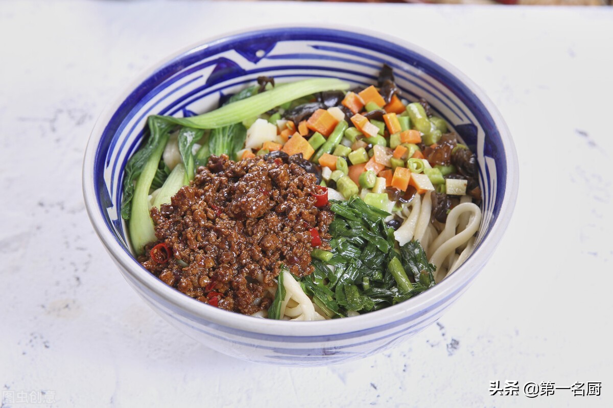 中国十大面条排行榜（闻名全国最好吃的10碗面条）-图2