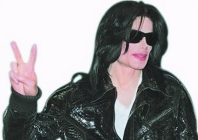 ​世界舞王迈克杰克逊怎么死的（迈克杰克逊死亡之谜）