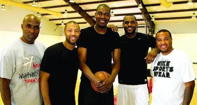 勒布朗-詹姆斯，世界上最好的篮球运动员