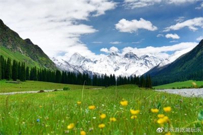 ​夏塔古道，中国最美的古道之一，被称为穿越天山的冰梯天路