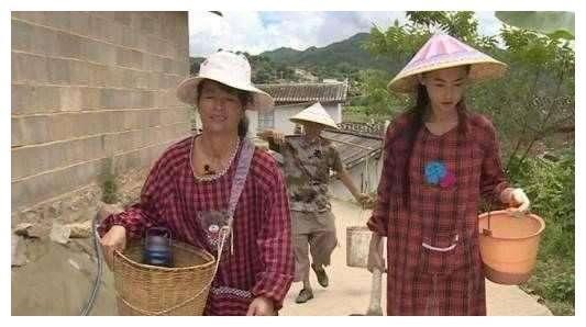 女明星干农活, 赵丽颖是好手, 秋瓷炫最接地气, 杨紫你们自己看吧