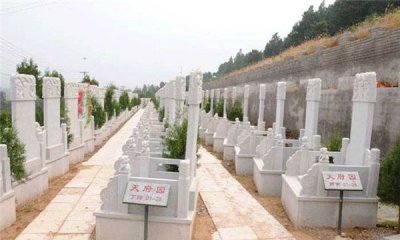 ​世界上最大墓地是哪个（五百多万人长眠看不到边际）