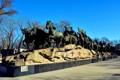 ​假如手握三十万大军的蒙括，跟曹操一样，秦朝还会二世而终吗？