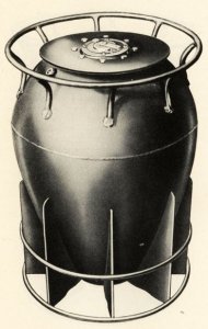 ​深水炸弹，一种古老而简单的武器！它是如何杀伤水下潜艇的呢？