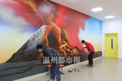 ​揭秘90后墙绘师：作品按面积计算 月收入轻松过万