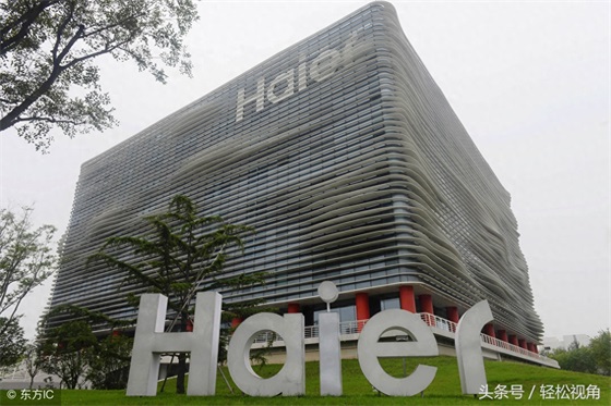 山东青岛：一组海尔兄弟的搞笑老图片，还是他们俩看的顺眼可爱