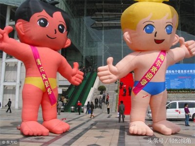 ​山东青岛：一组海尔兄弟的搞笑老图片，还是他们俩看的顺眼可爱