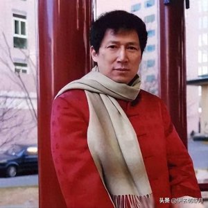 ​中国第一软饭男李春平：伺候美国老妇12年，继承286亿回国搞