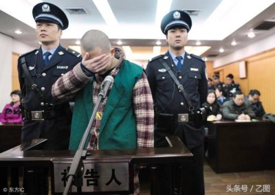 ​图书馆杀人事件，男生图书馆砍杀学弟