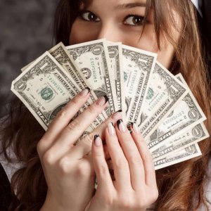 ​拜金女是什么意思，什么样的女人可以称为拜金女