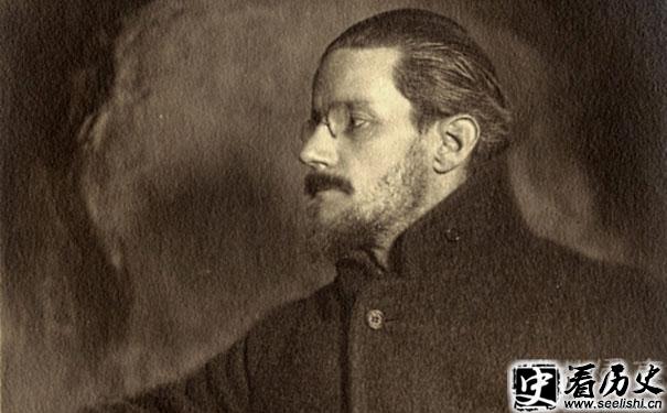 詹姆斯·乔伊斯 照片