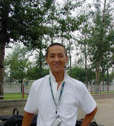 80年代著名歌星, 一首歌红遍全国, 节目中愤然离席, 杀人自毁前程