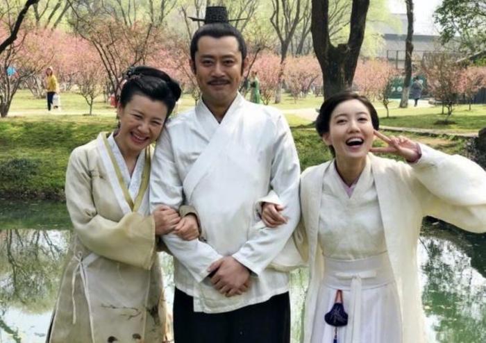 林小娘下线，大娘子明显不活跃了，流量担当组合这是要解散的节奏