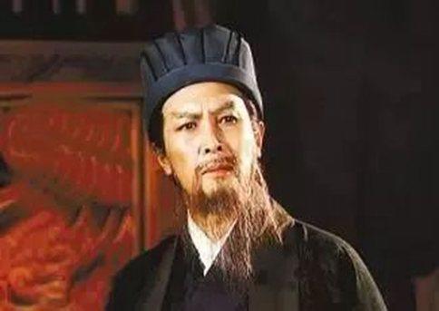 马稷镇守街亭时诸葛亮在干嘛?