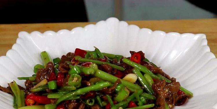 小炒牛肉怎么做