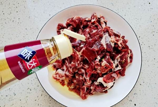 小炒牛肉怎么炒,小炒牛肉怎么做好吃又嫩图3