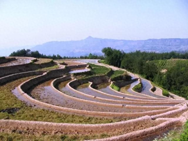 鄂西行:探访利川神秘鱼木寨