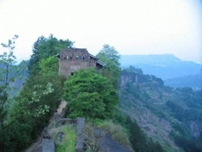 ​鄂西行：探访利川神秘鱼木寨