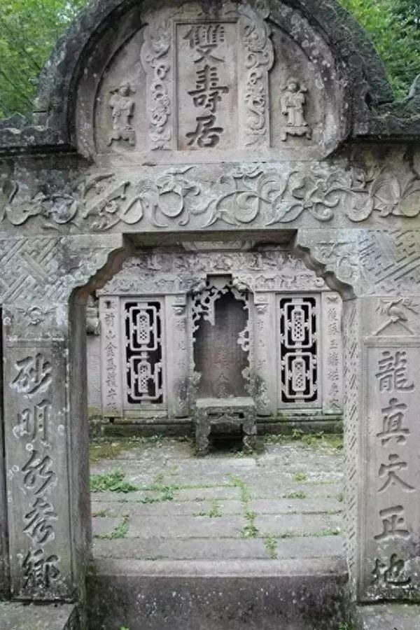 鄂西行:探访利川神秘鱼木寨