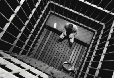 ​震惊全国的凶杀大案纪实：凶手一年中残忍的杀害了42人