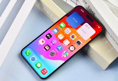 ​内行人建议买13还是15，哪款手机更值得入手