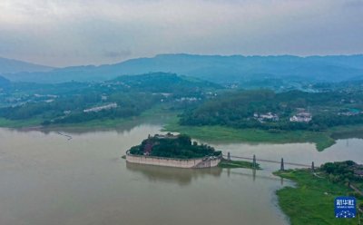 ​飞阅中国丨“江上明珠”石宝寨