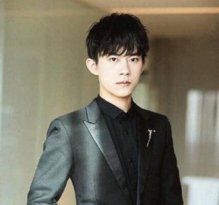 ​“00”后易烊千玺高考成绩473分 艺考是中戏第一名