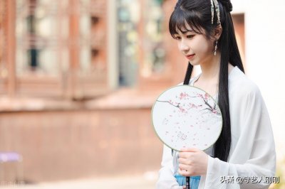 ​整理十字以内文艺且韵味十足的小短句 ，可以直接用