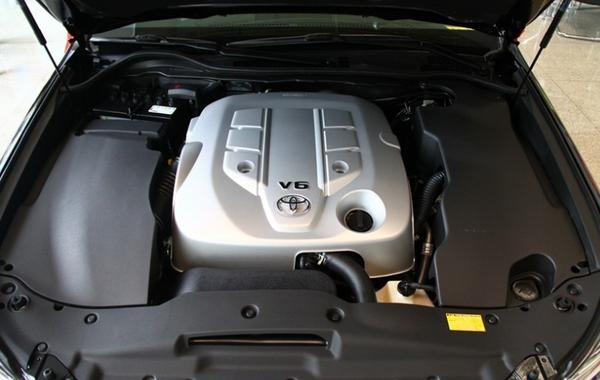 丰田皇冠动力怎么样,皇冠2.5动力够用吗-