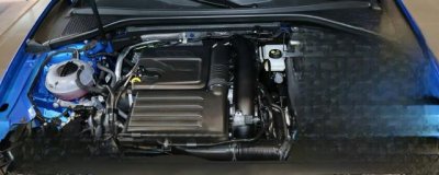 ​奇瑞A3两厢发动机材质是什么