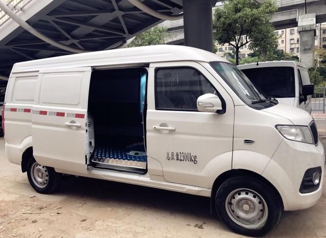 新能源纯电动面包车、商务车华晨鑫源2座7座商货两用-