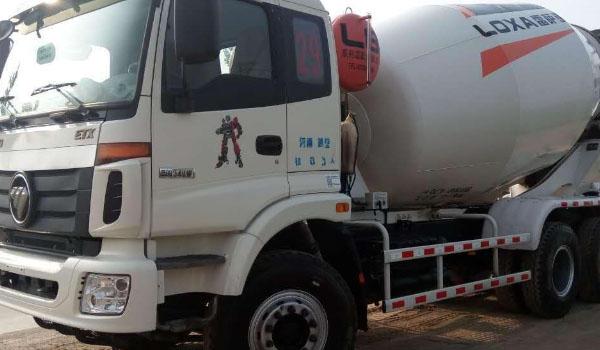 拉水泥的罐车叫什么-